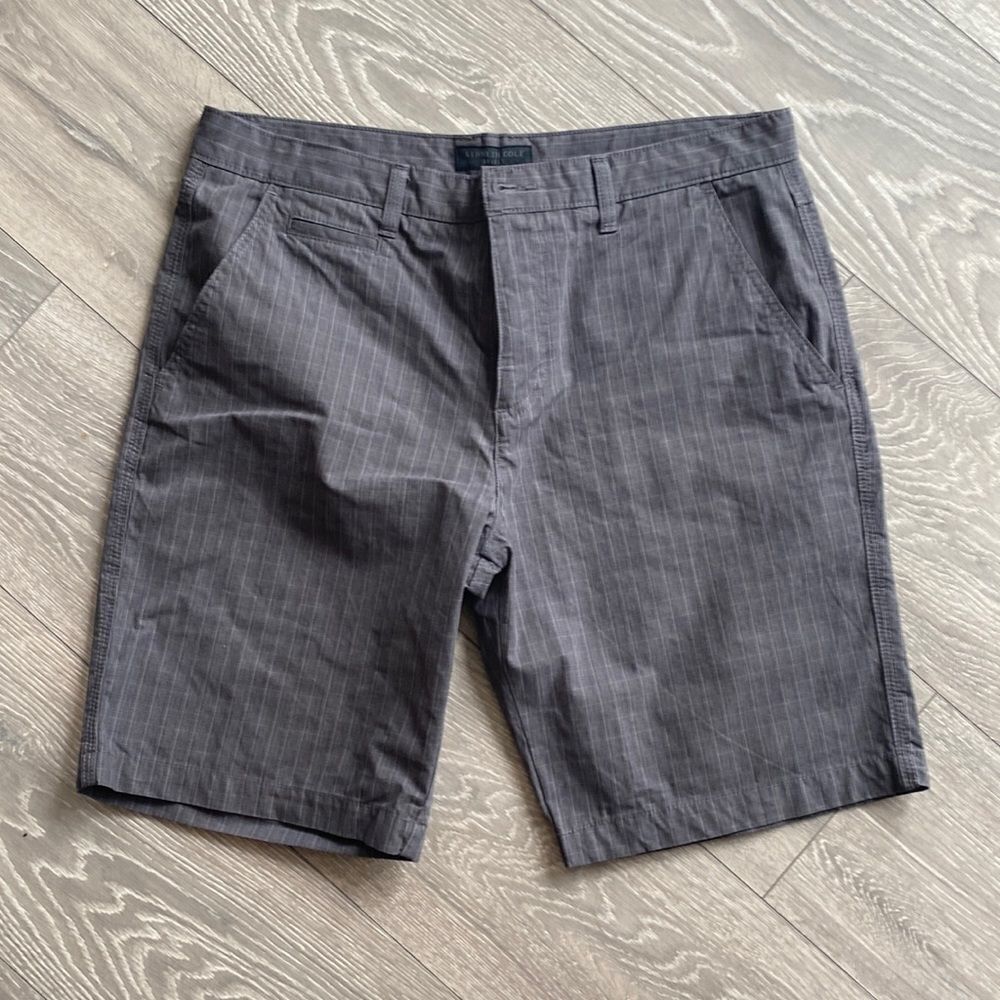 Kenneth Cole Shorts 